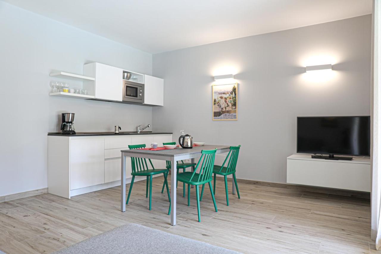 Appartement House & Pool à Mergozzo Extérieur photo